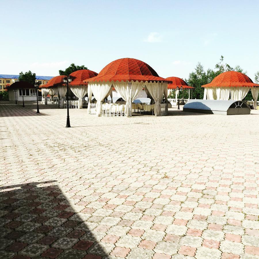 Hotel Ark Ms Taraz Exteriér fotografie
