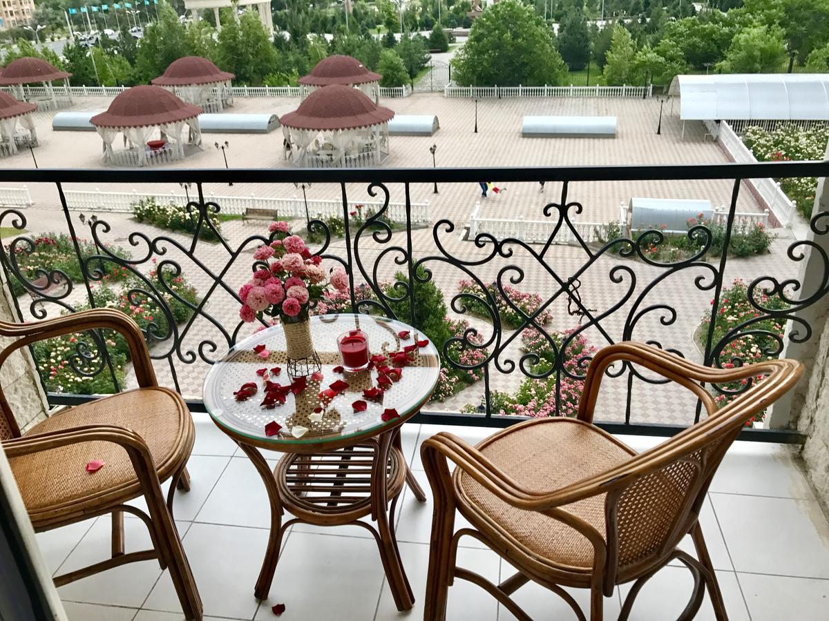 Hotel Ark Ms Taraz Exteriér fotografie